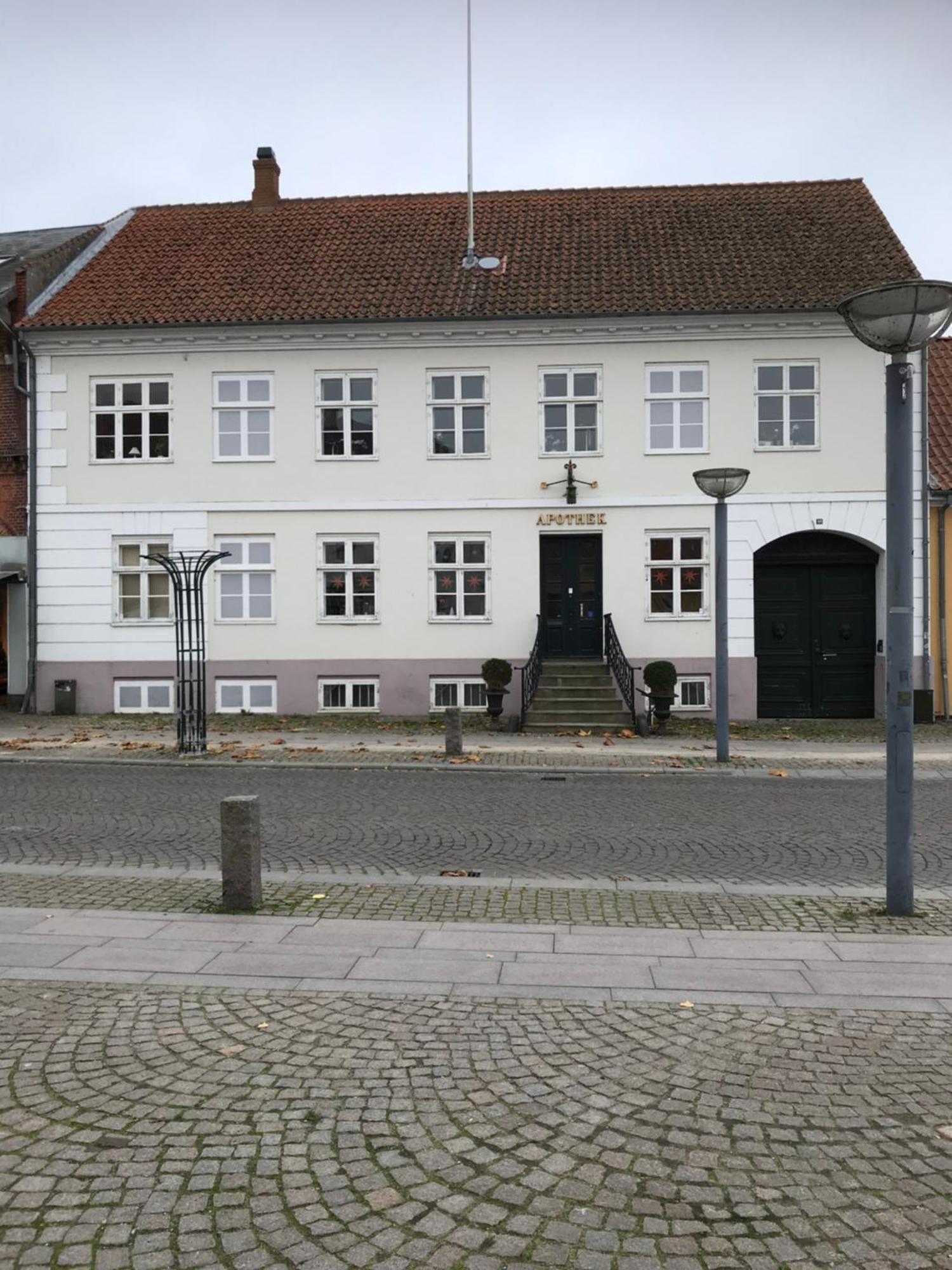 Bed and Breakfast Apothekergaarden Stege Stuen Mod Gardhaven Exterior foto